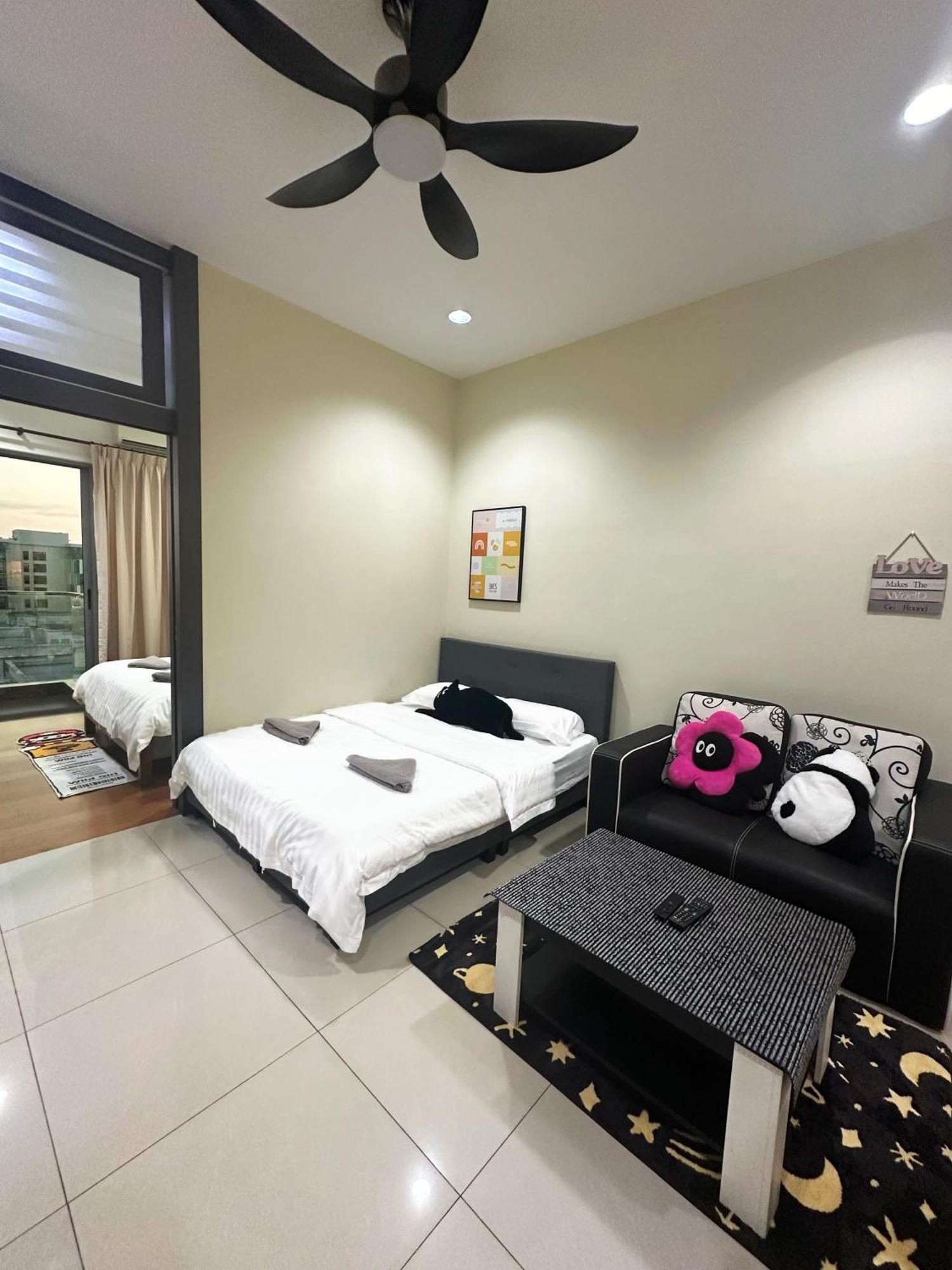 Mari Mari Homestay - Imago The Loft Kota Kinabalu Eksteriør billede